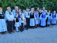 IMG-051