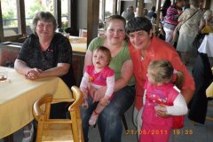 Pretaier Treffen in Gomadingen 2011 / Beim Kaffee